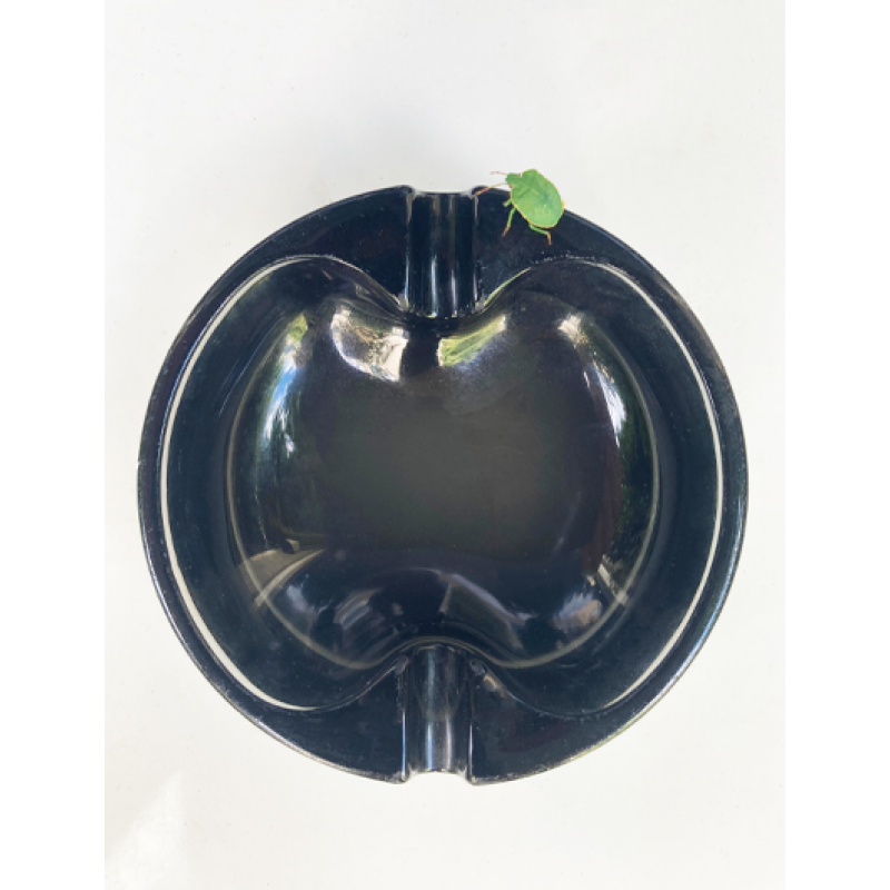 Heikki Orvala Omena asbak